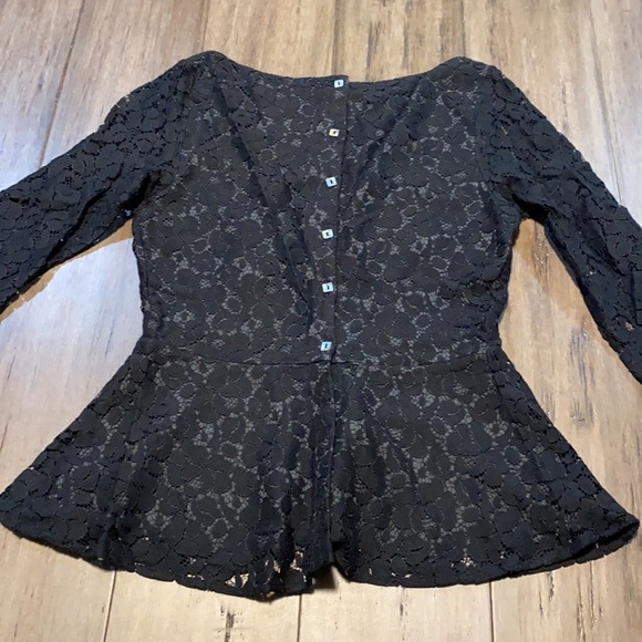 5 for $25 Julienne W Weston Black Lace Overlay peplum top 3/4 sleeve‎ - Picture 5 of 9